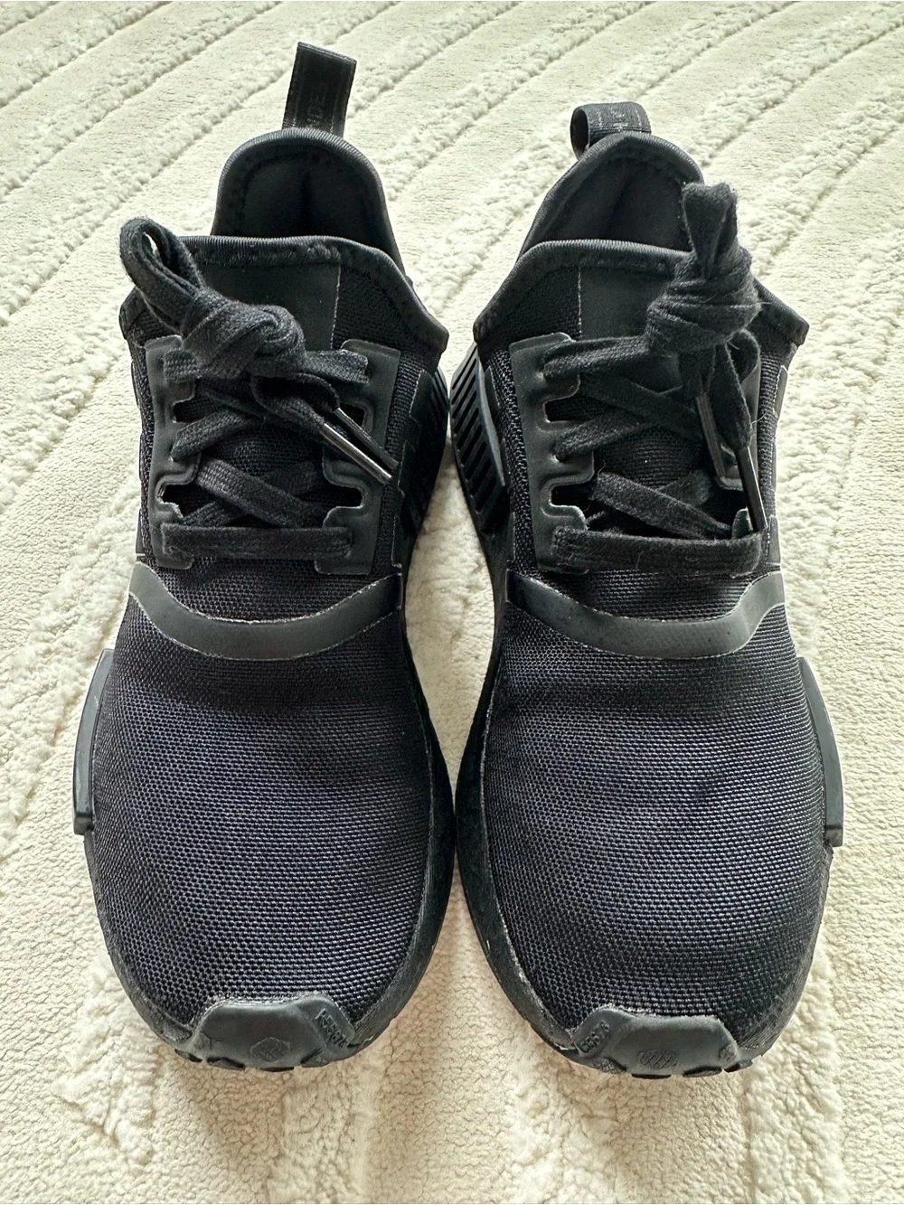 adidas step out